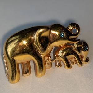 Krementz Polished Gold Tone Elephants Mama & Baby Blue Crystal Eyes Vintage